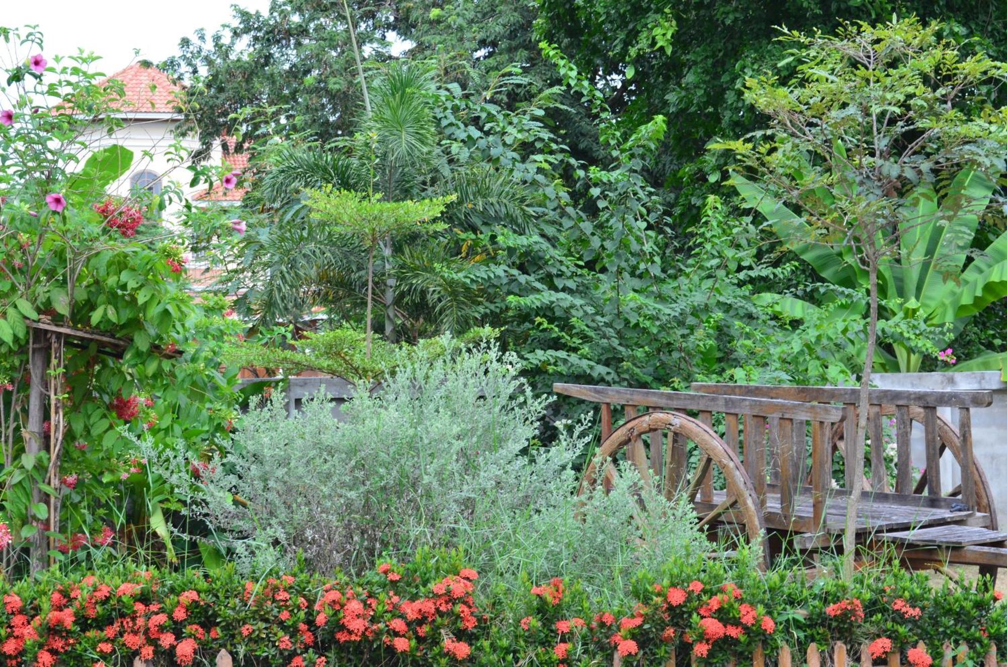 אודון תאני Home Stay Stc Bed And Breakfast מראה חיצוני תמונה