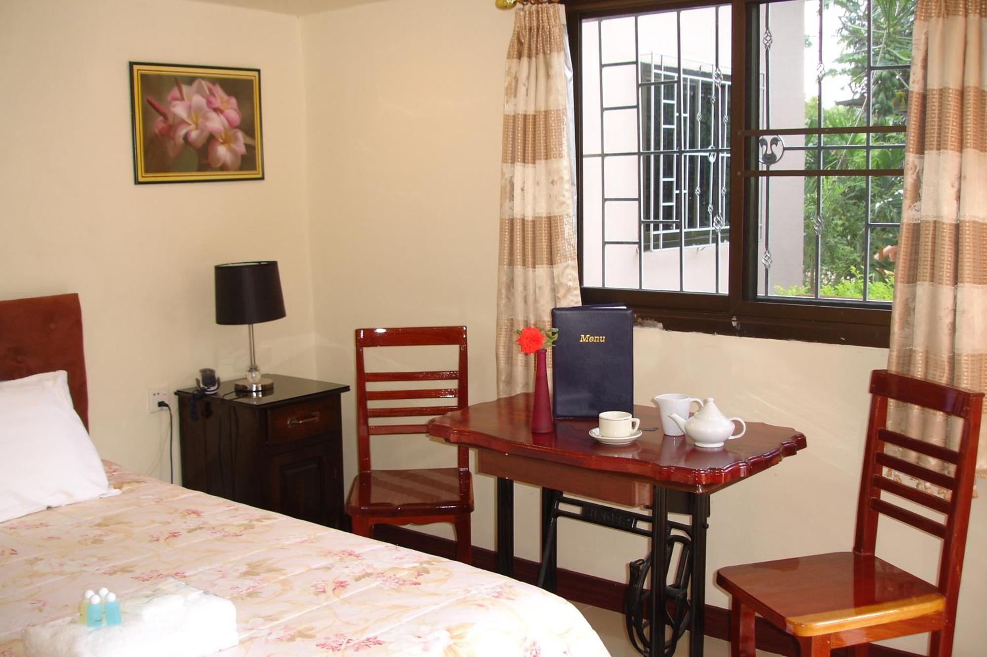 אודון תאני Home Stay Stc Bed And Breakfast מראה חיצוני תמונה