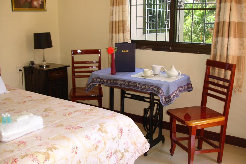אודון תאני Home Stay Stc Bed And Breakfast חדר תמונה
