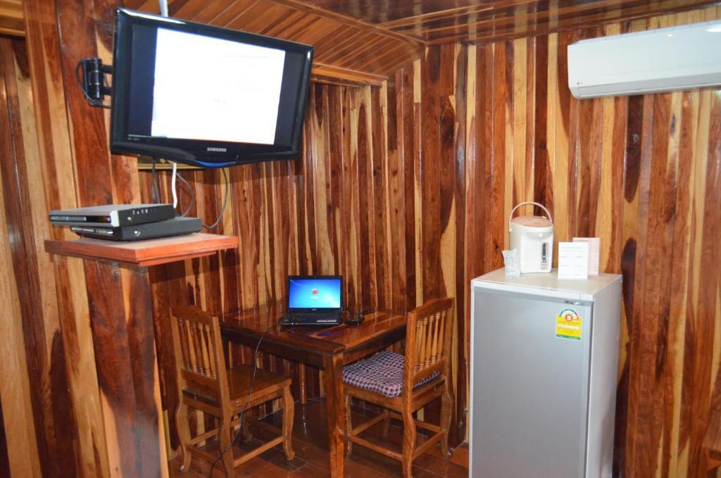 אודון תאני Home Stay Stc Bed And Breakfast חדר תמונה