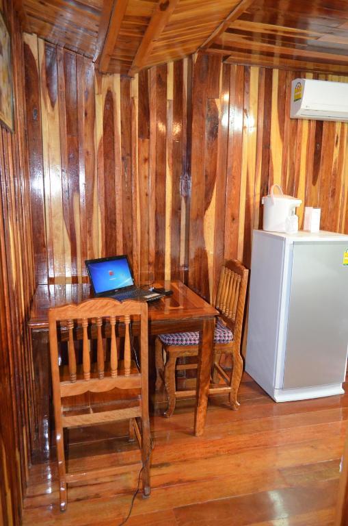 אודון תאני Home Stay Stc Bed And Breakfast חדר תמונה